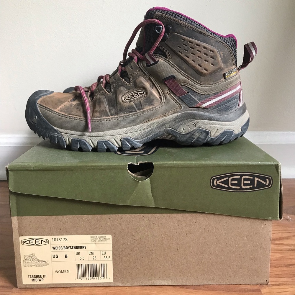 Hiking shoes